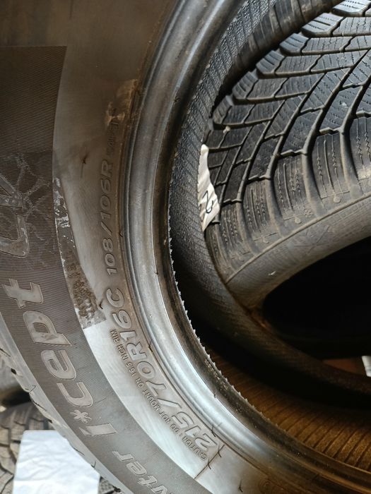 Wyprzedaż 038 TSM Dwie sztuki opon zimowych 215/70/R16C wzmacniane Han