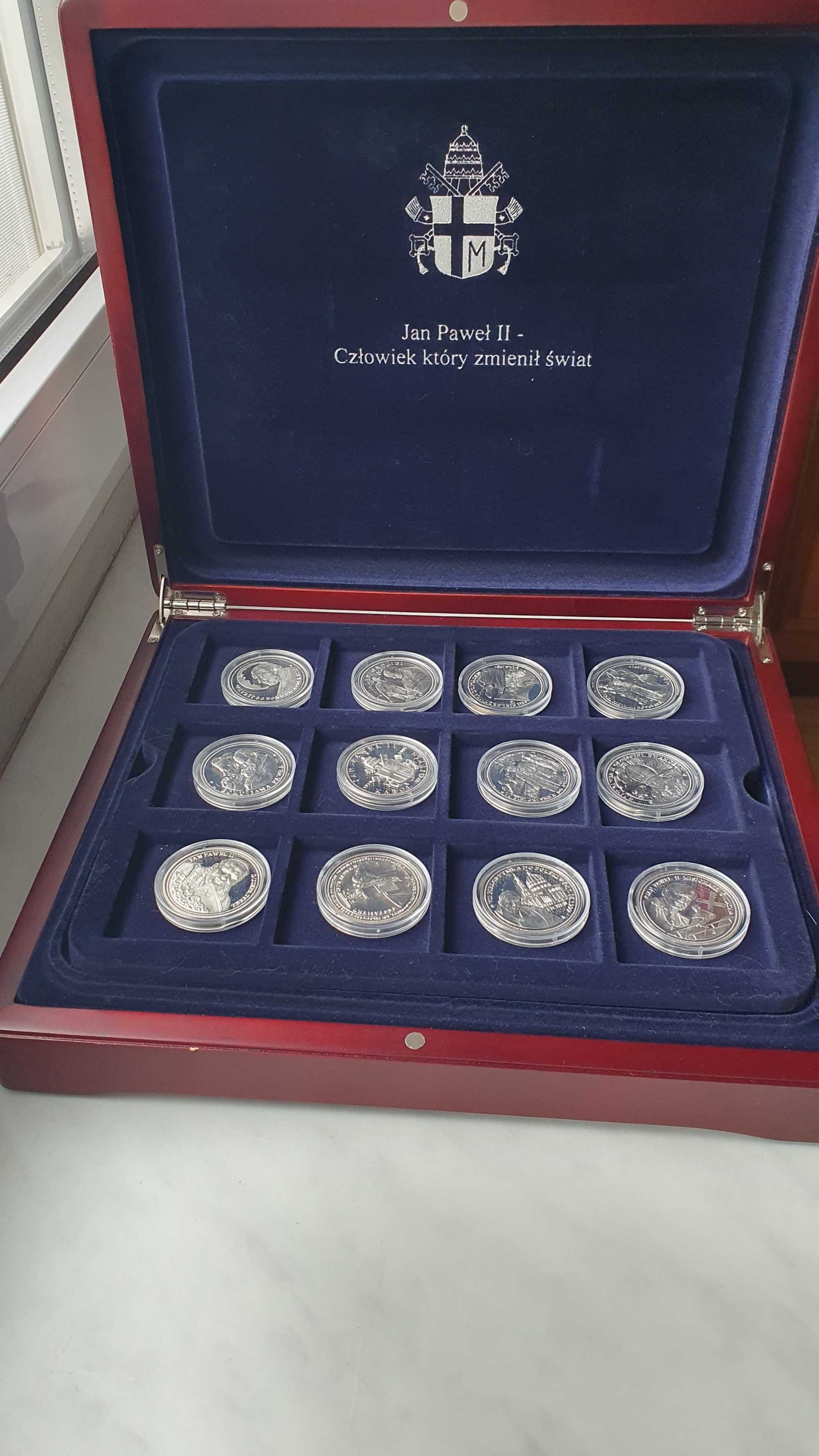 Jan Paweł II - zestaw srebrnych 36 monet