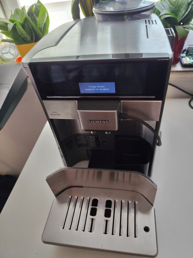 Ekspres do kawy Siemens eq700
