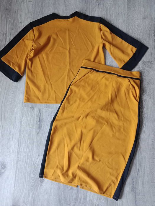 Костюм жіночий 48 розмір