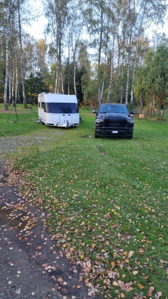 Hobby Premium 560 CFE przyczepa kempingowa