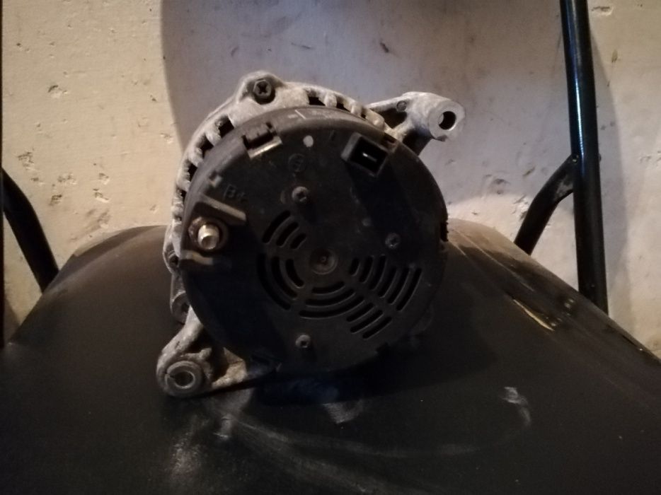 Alternator Volvo v40 s40 1.8 16v 80A