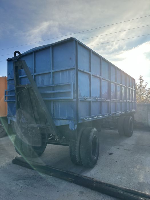 Прицеп ГКБ 8352 зерновоз