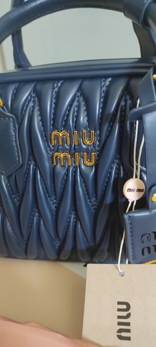 Bolsa Miu Miu nova