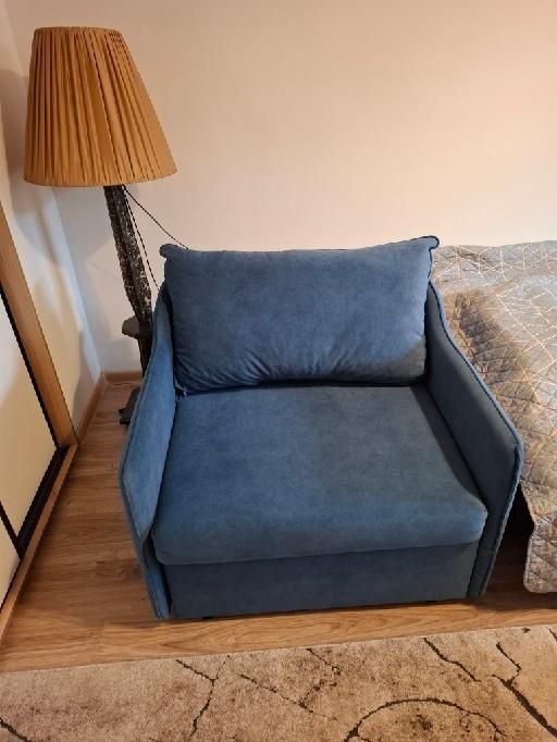 Fotel rozkładany z funkcją spania Black Red White.