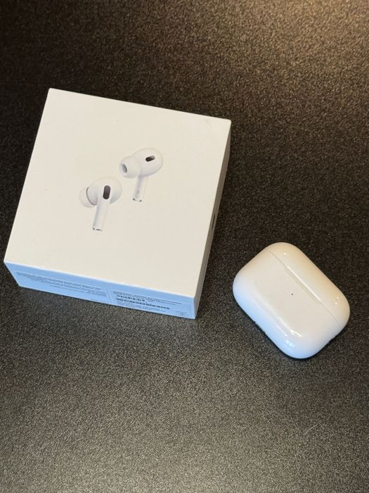 Зарядний кейс Apple Air Pods Pro 2. Оригінал