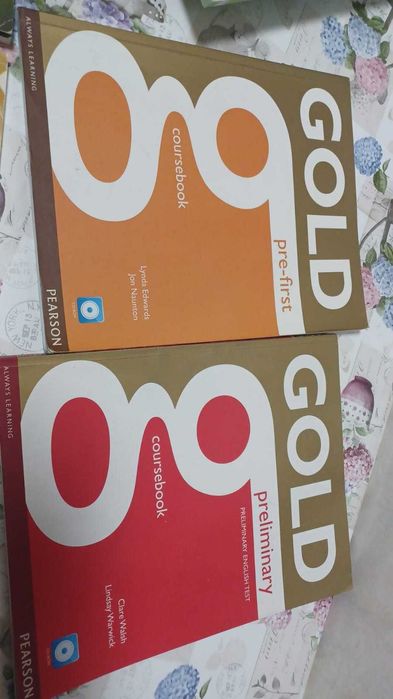 Livro Inglês - GOLD Pré-First e Preliminary