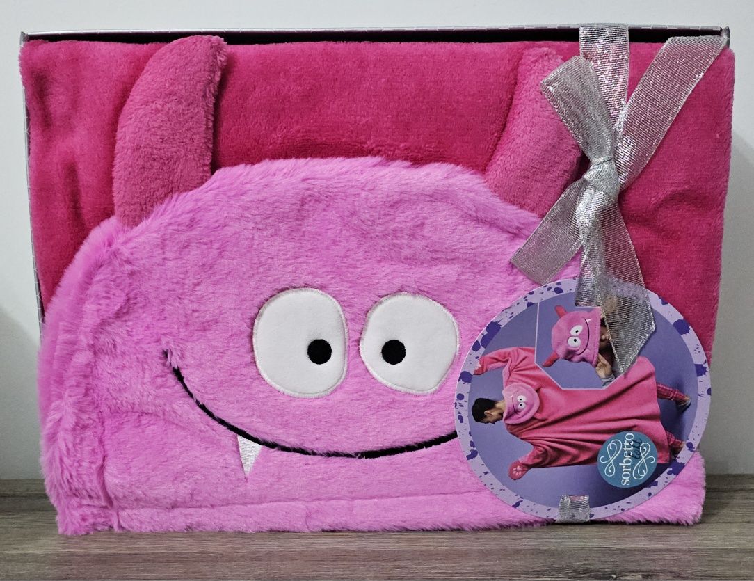 Różowy milusi koc potworek ala kocobluza do przykrycia Sorbetto