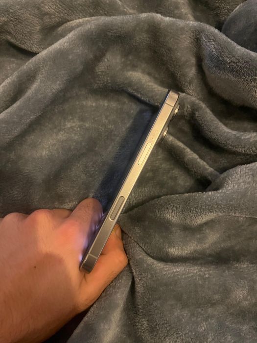 Iphone 16 pro - Novo