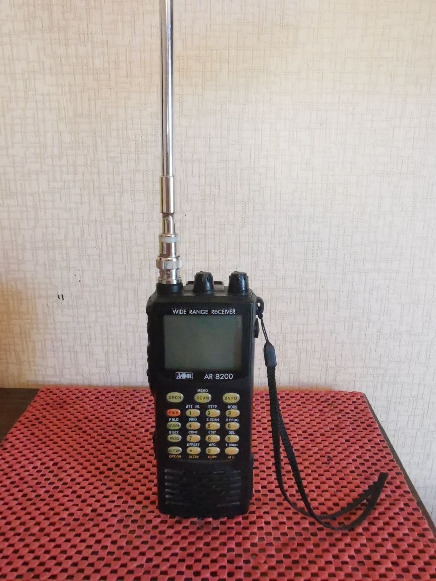 Радиосканер AR8200