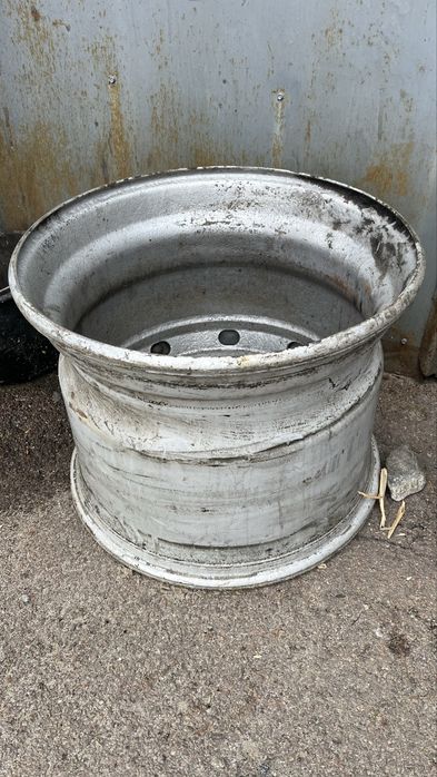 Диск колісний вантажний 19.5