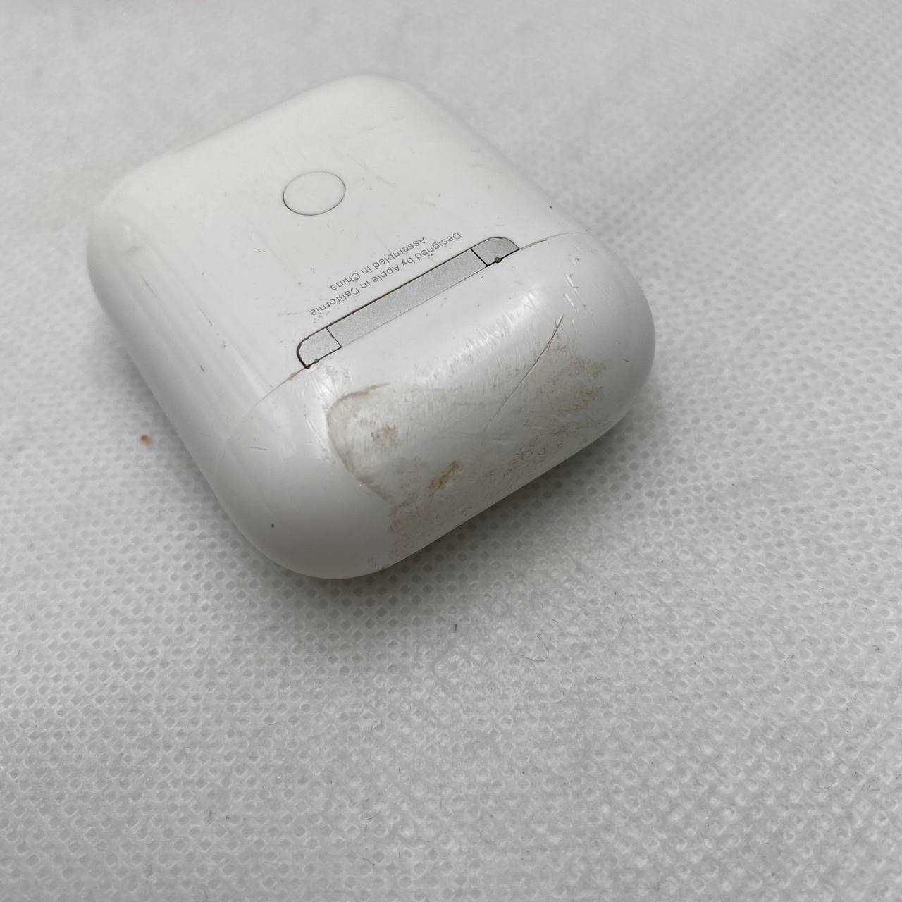 Oryginalny etui ładujące do słuchawek Apple AirPods 2 gen