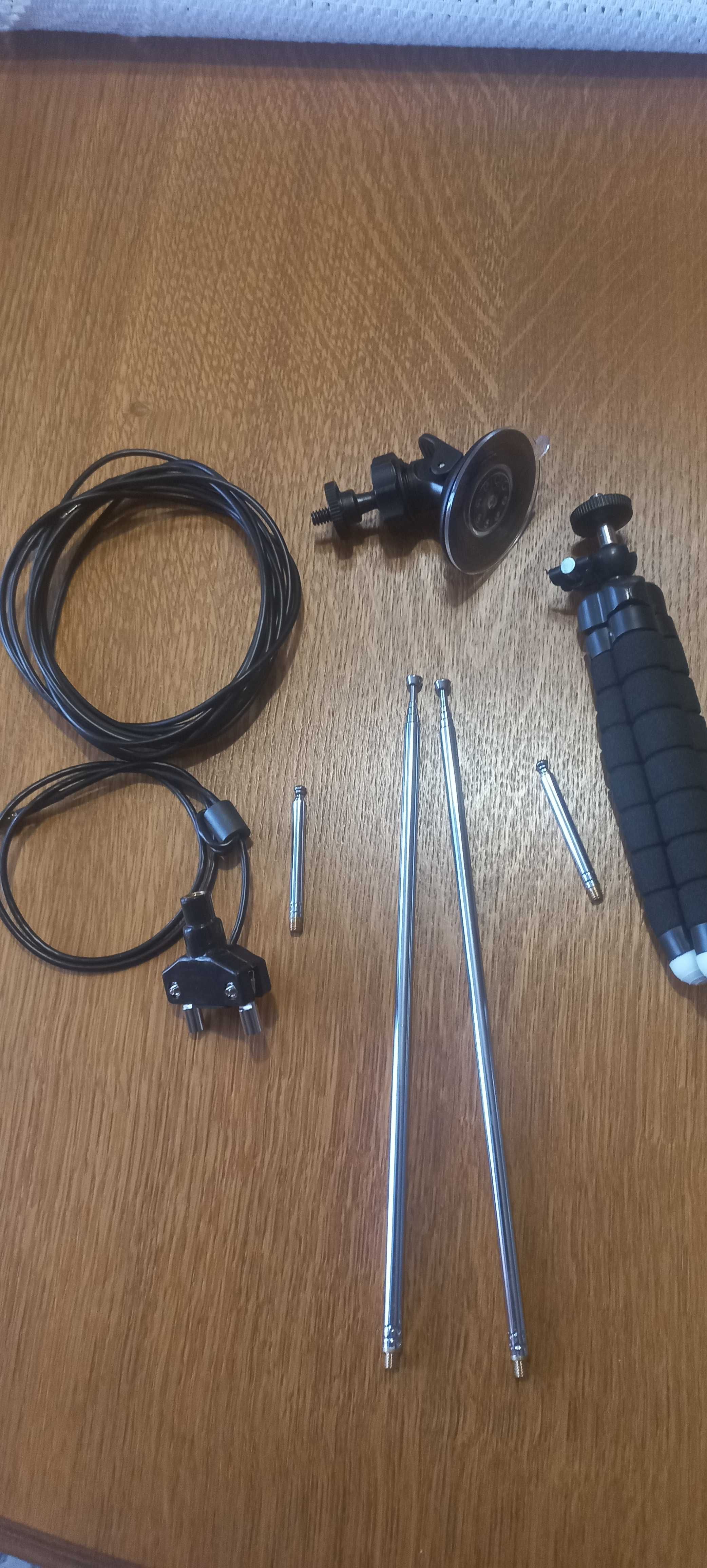 Skaner RTL-SDR  V4 wraz z anteną