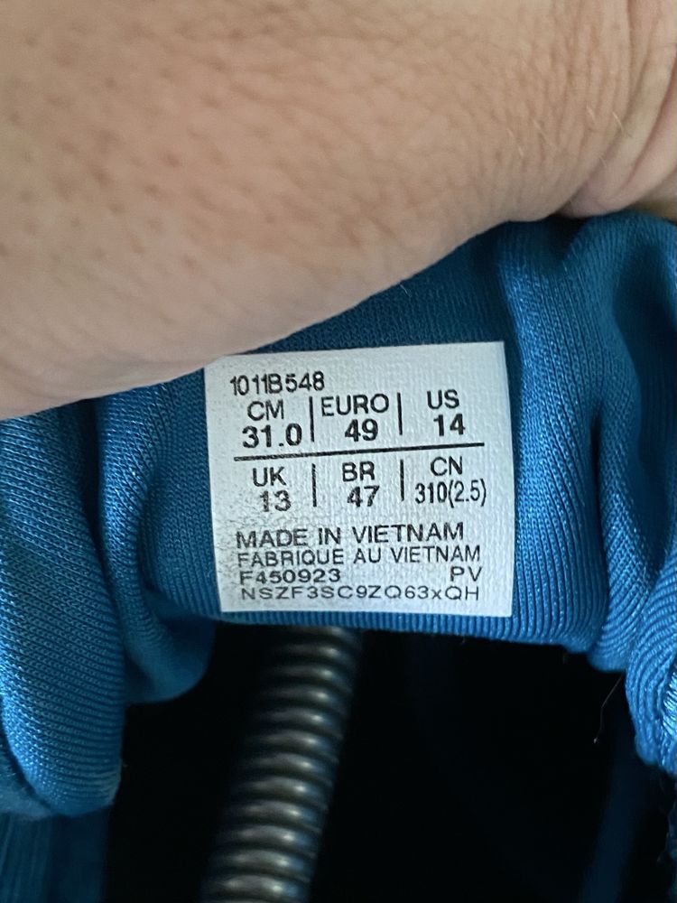 Кроссовки Asics Gel-Kayano 30