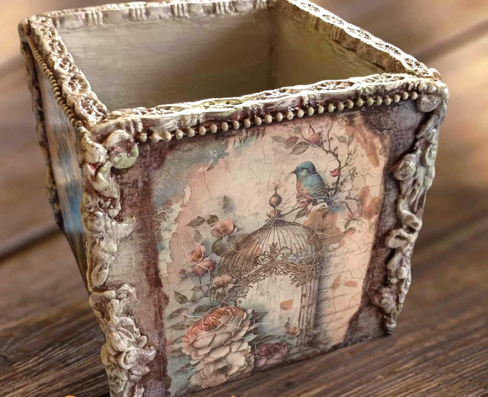 Pudełko pojemnik na drobiazgi handmade decoupage dekoracja prezent