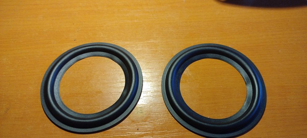 Zawieszenia gumowe do głośników Logitech Z5500 5 sztuk