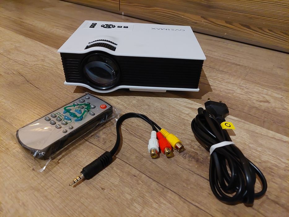 Projektor Rzutnik  OVERMAX MULTIPIC 2.2