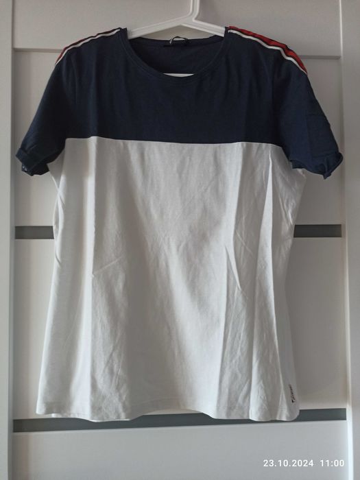Biało granatowy t-shirt l