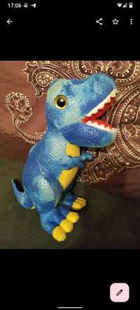 М'яка іграшка динозавр