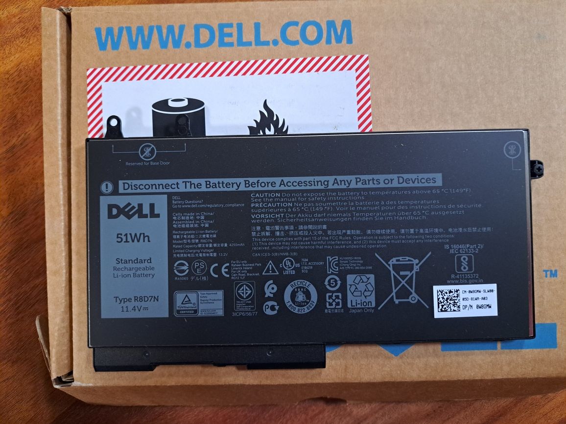Nowa oryginalna bateria do laptopa - Dell r8d7n