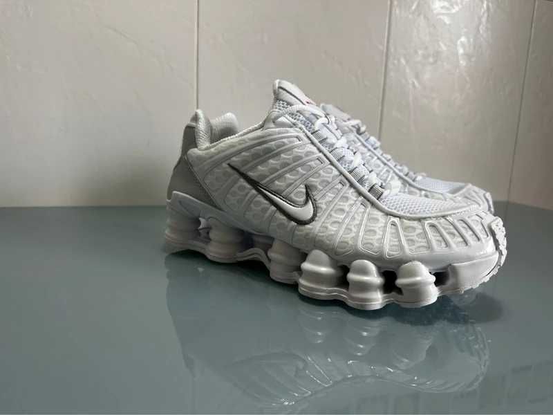 Buty Trampk Nike Show TL White R.44