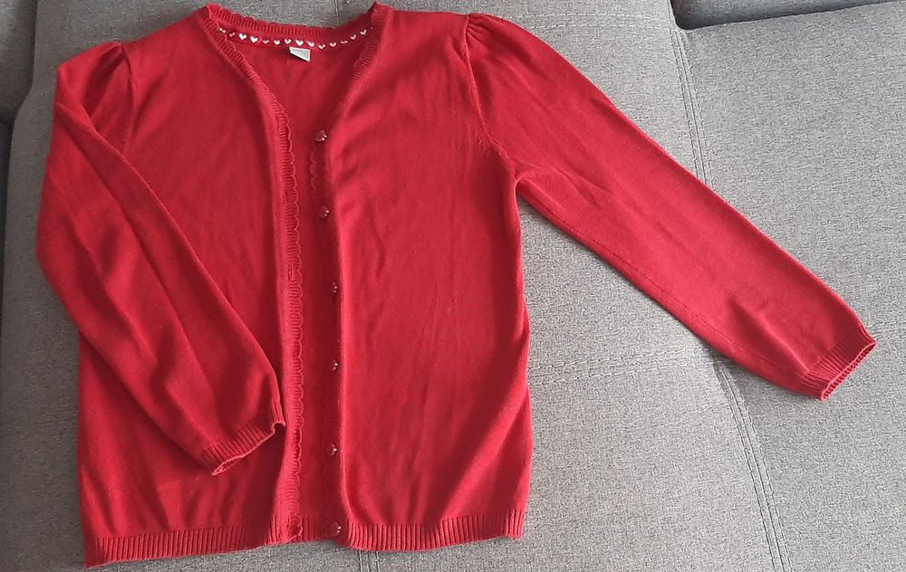 Шкільний кардиган на 9 років
