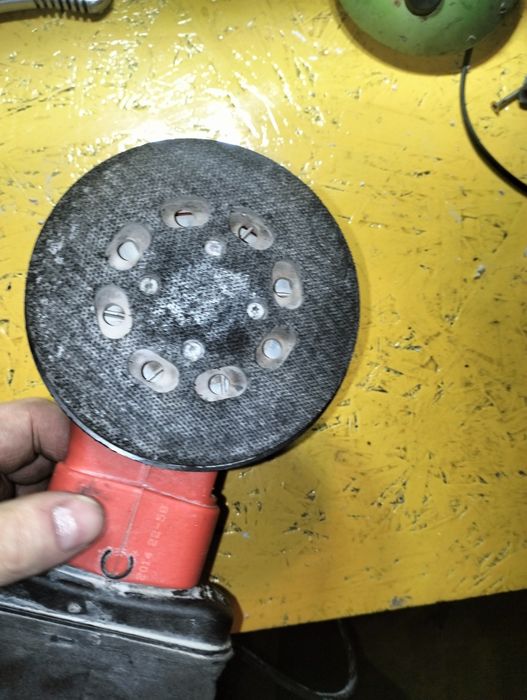 Szlifierka mimośrodowa Black Decker 260 Wat