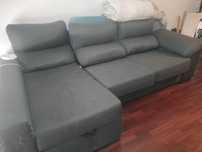 Sofa Cinzento com sinais de Uso