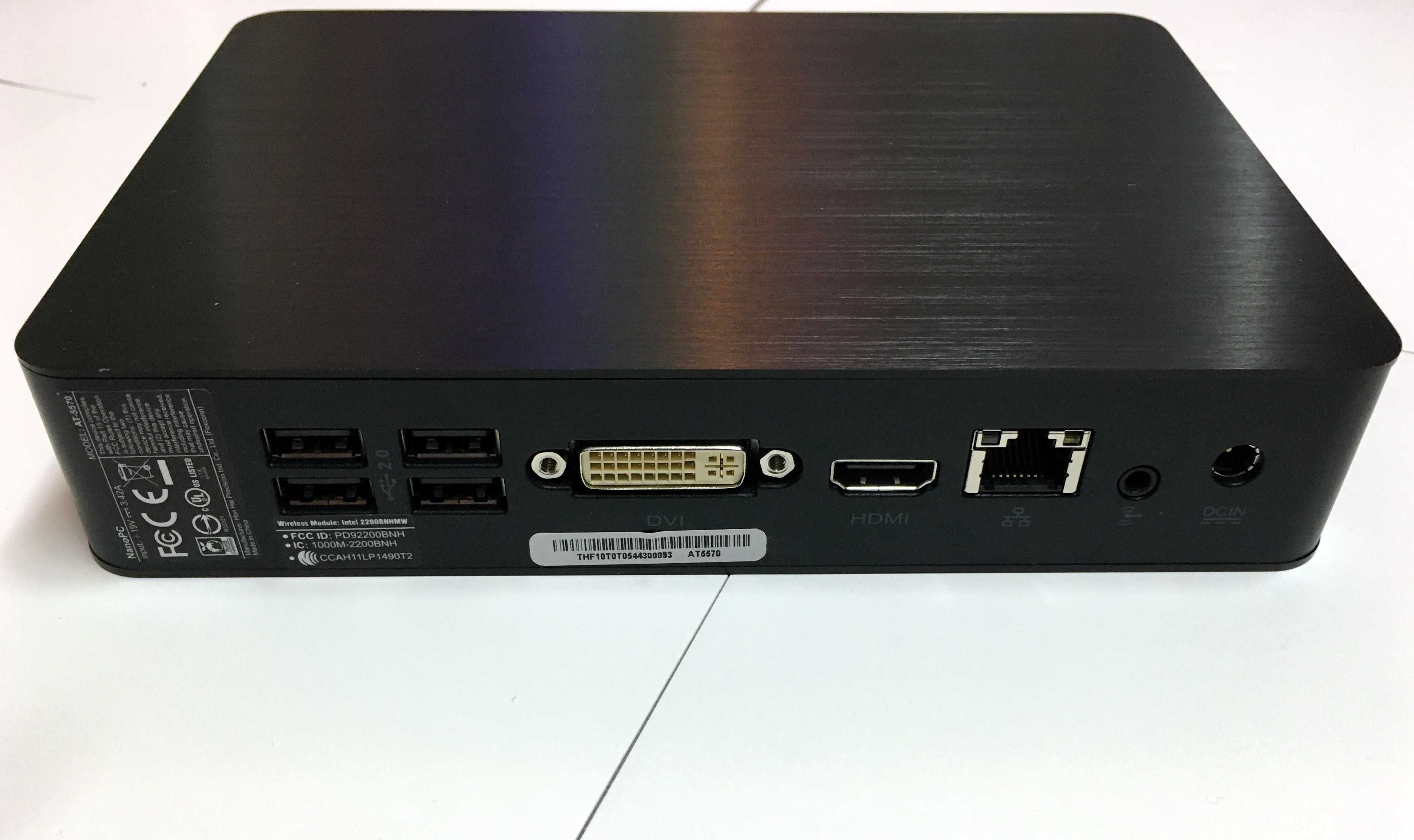 Неттоп Foxconn NanoPC  AT-5570 (AMD C-70/4Гб DDR3/SSD 120Гб/HD 7290)