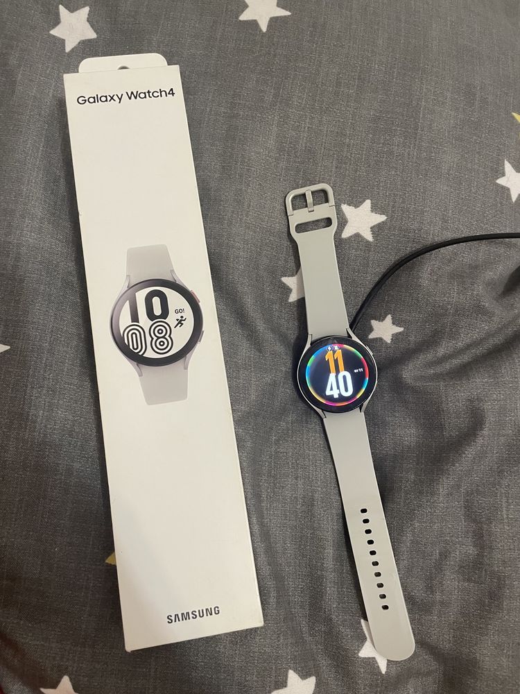 Samsung Smart Watch 4    44 mm