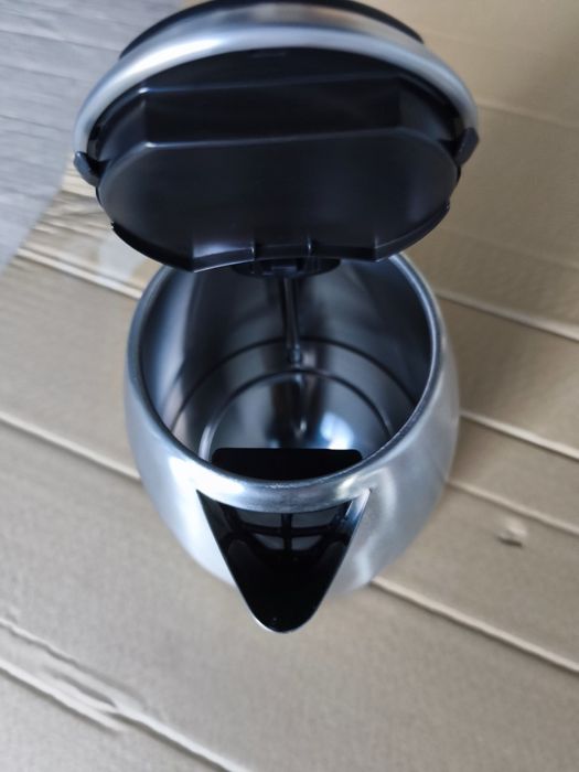 Czajnik bez podstawki