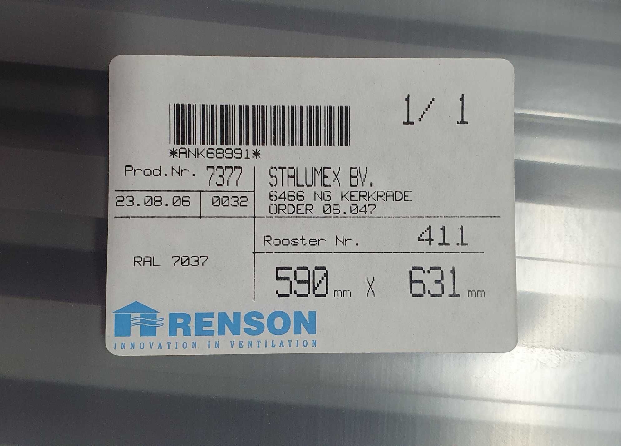 Kratka wentylacyjna ścienna żaluzja RENSON srebrna nowa 590x630 Premum
