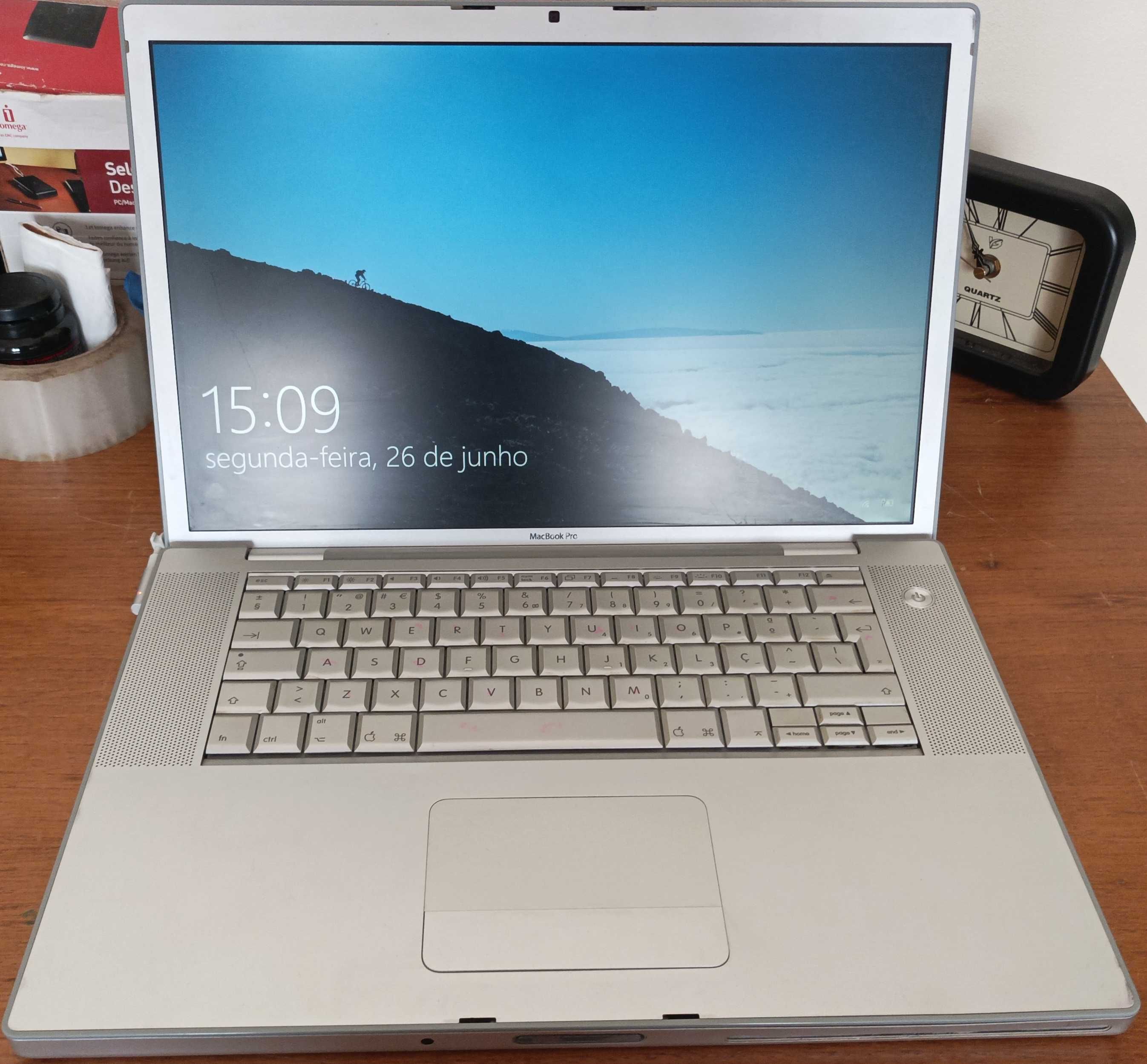 MacBook Pro modelo A1211