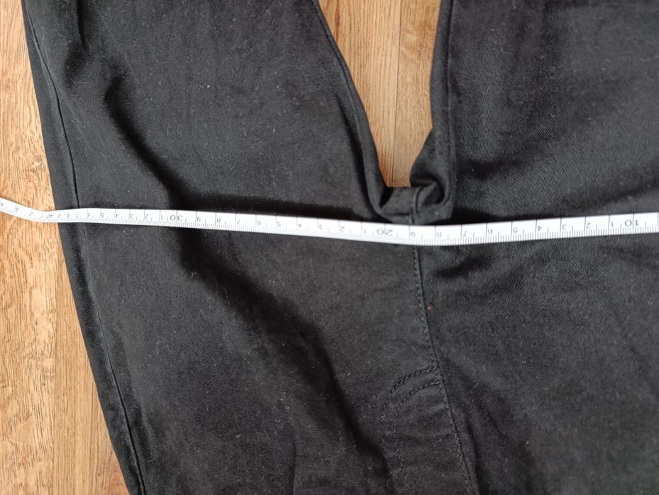 Чорні штани для хлопчика