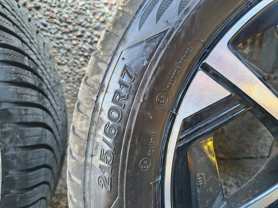 Sprzedam komplet kół Nissan r17 5x114,3