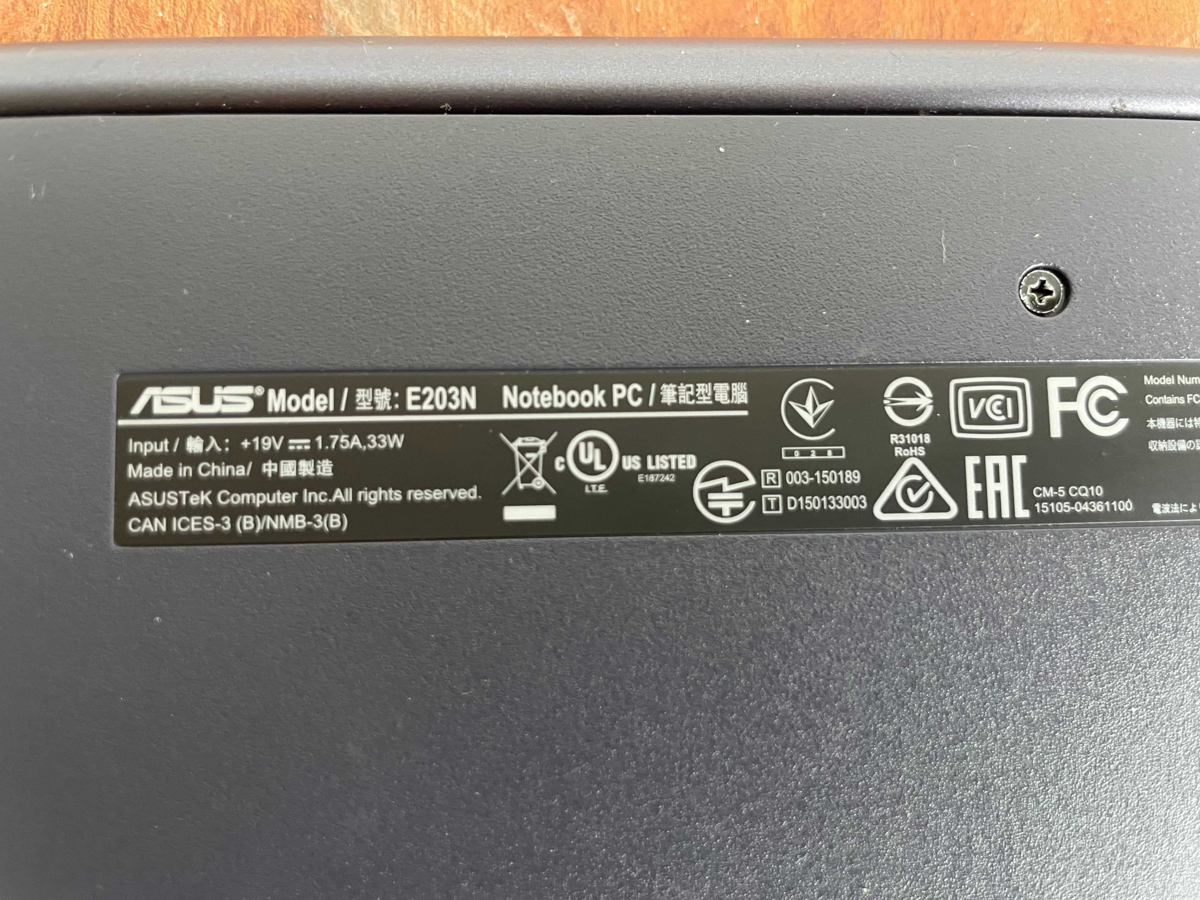 laptop ASUS E203N