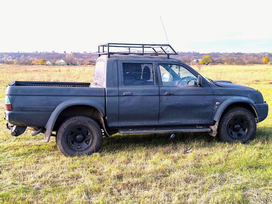 Продам Мицубиси Л200 4×4