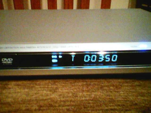 Проигрыватель:  CD/DVD SONY - DVP- NS 76H silver (HDMI порт)