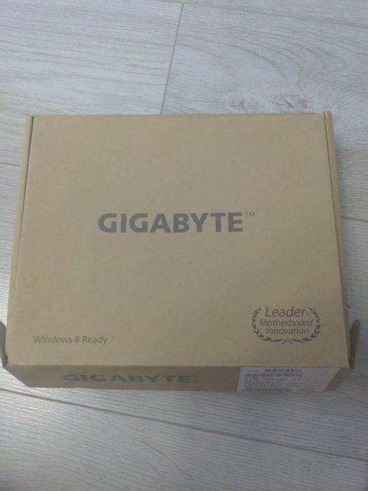 Gigabyte материнська плата GA-H16M-S1