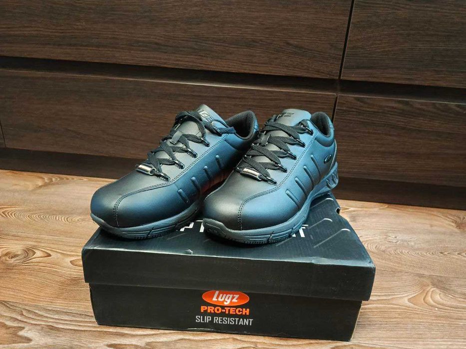 Не слизьке робоче взуття 44 розміру