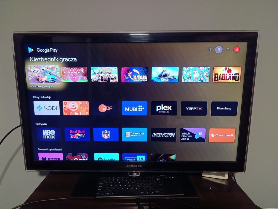 Android box do telewizora TV98 ATV PRO Android 14 4 core bt 8k