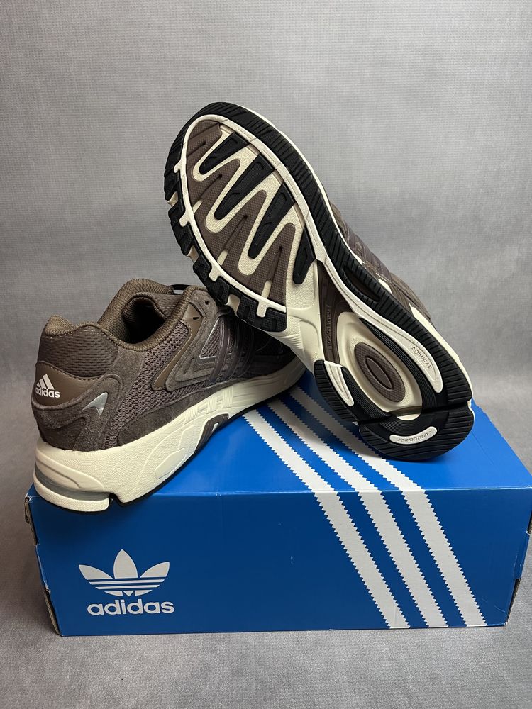 Adidas Response CL brązowe (IE2231) r. 46