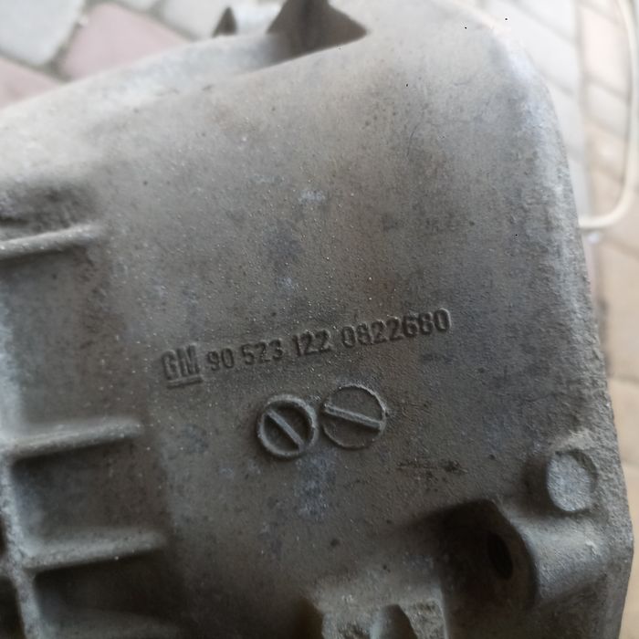 Коробка передач 2.0 2.2 бензин Опель омега