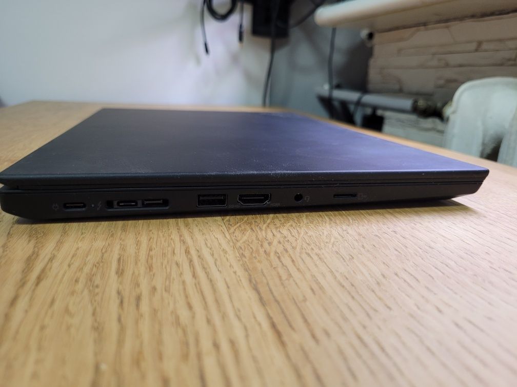 Laptop ThinkPad t490