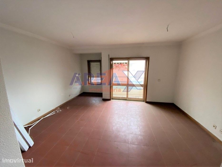 2 escritórios, 32.500€/cada. Possibilidade de os unir. Com varanda ...