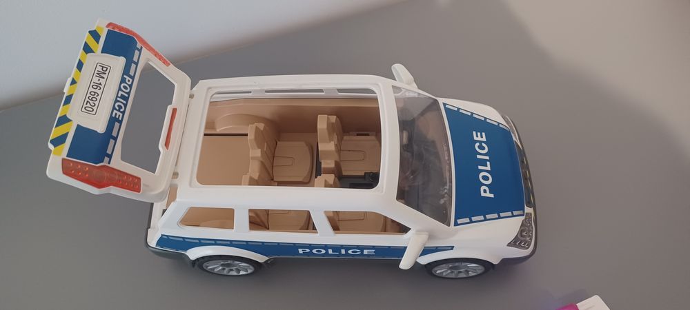 Playmobil 6920 City Action radiowóz policyjny