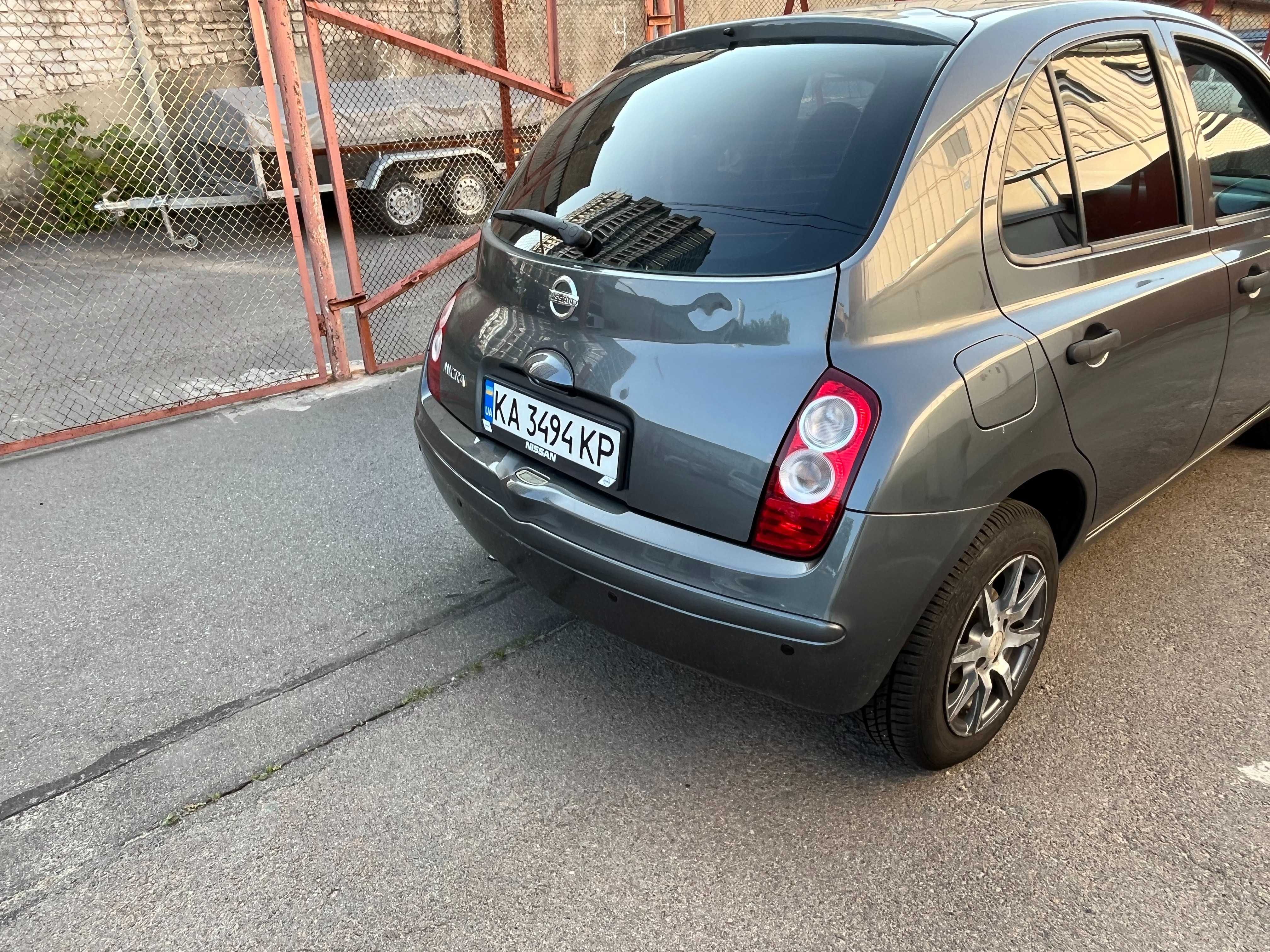 Nissan Micra 2006 1.2 AT (80 к.с.)
