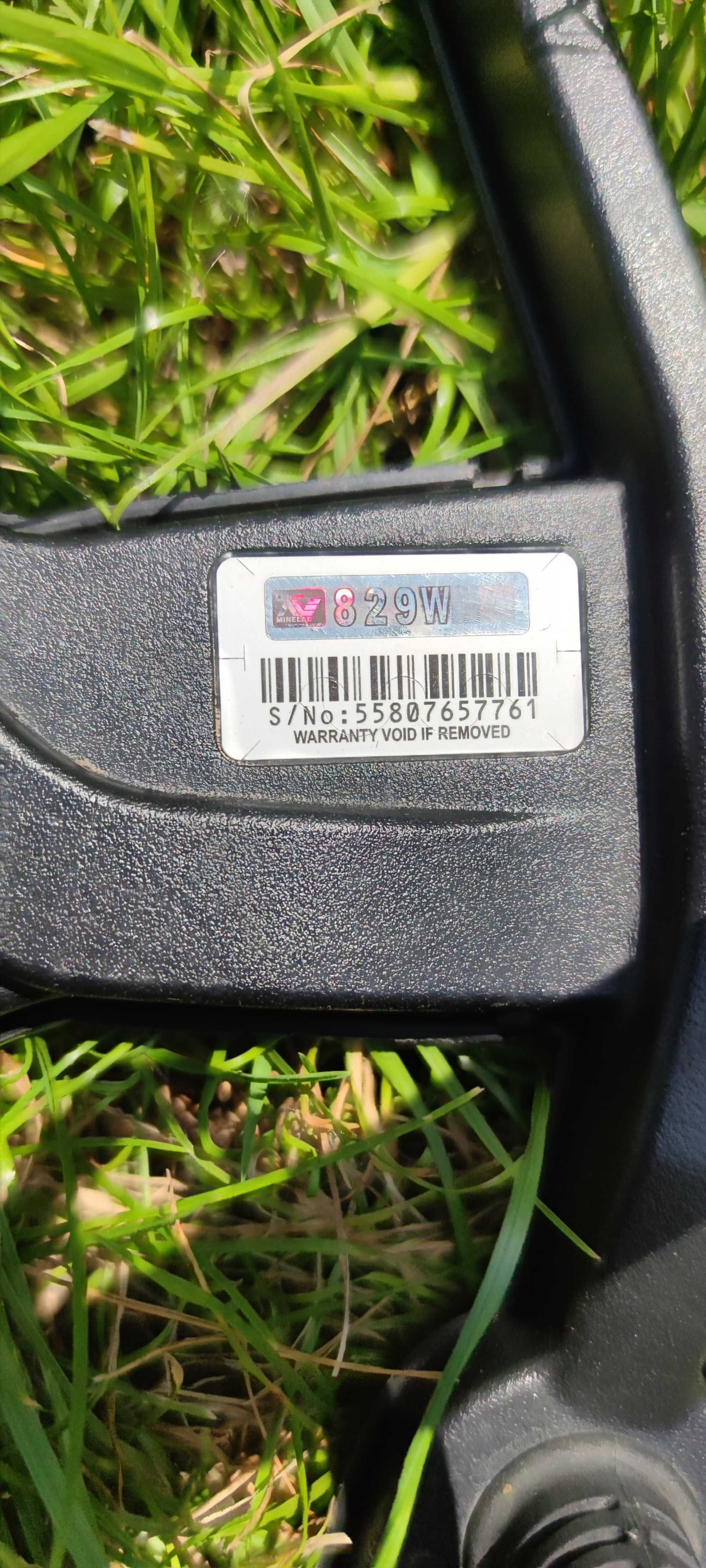 Металошукач Minelab Equinox 800