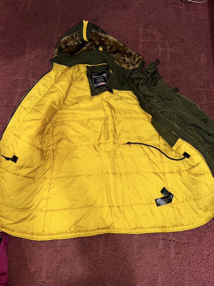 Продам оригінальну куртку Alpha Industries