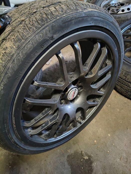 Продам диски з гумою r18 комплектом